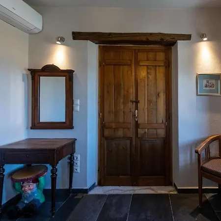Tzokeika Traditional Settlement Holiday home *