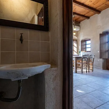 Σπίτι διακοπών Tzokeika Traditional Settlement Ρίγκλια