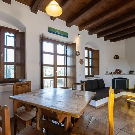 Σπίτι διακοπών Tzokeika Traditional Settlement