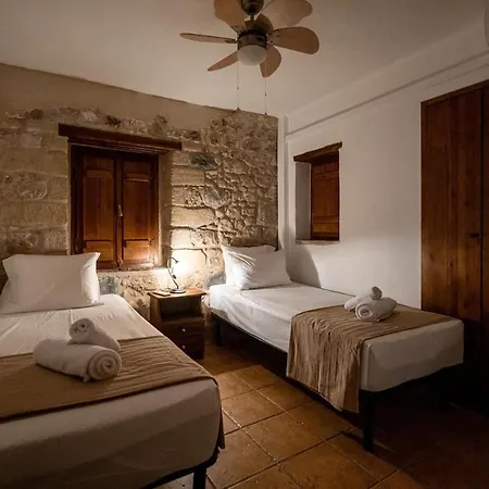 Σπίτι διακοπών Tzokeika Traditional Settlement