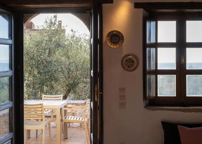 Vakantiehuis Tzokeika Traditional Settlement