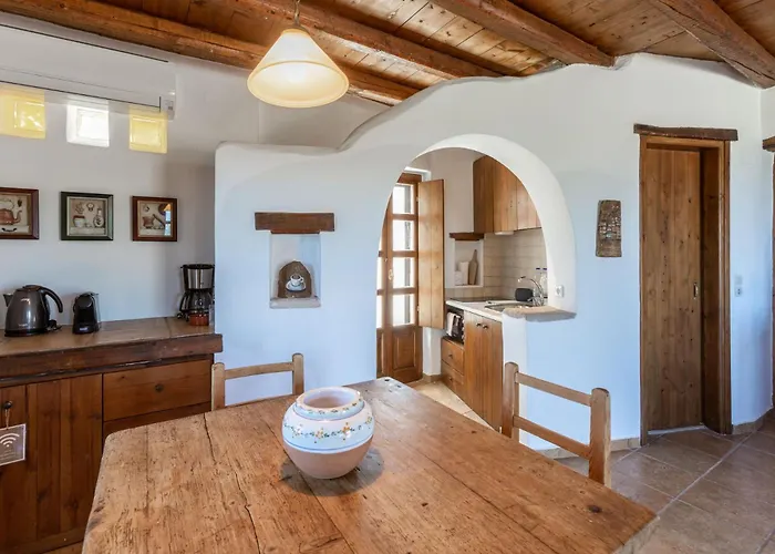 Tzokeika Traditional Settlement Feriehus