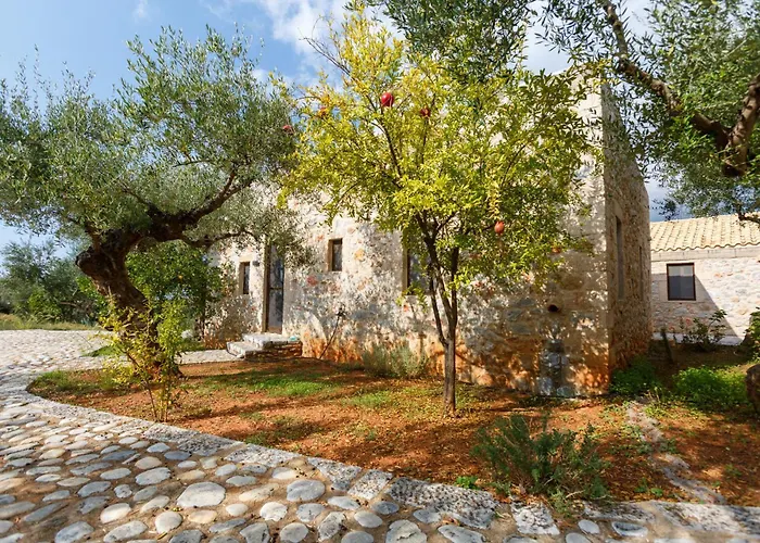 Tzokeika Traditional Settlement * Riglia