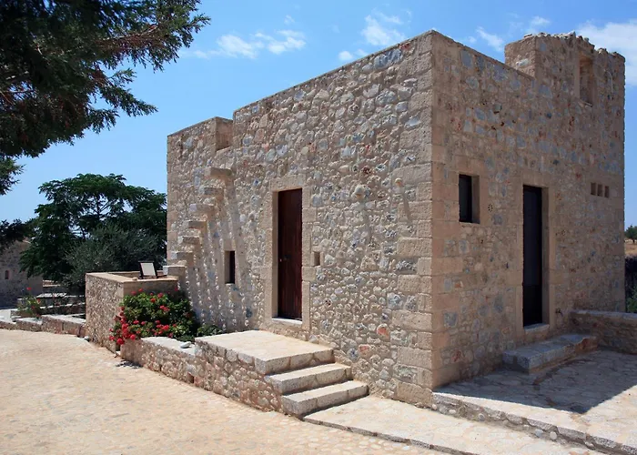 Feriehus Tzokeika Traditional Settlement